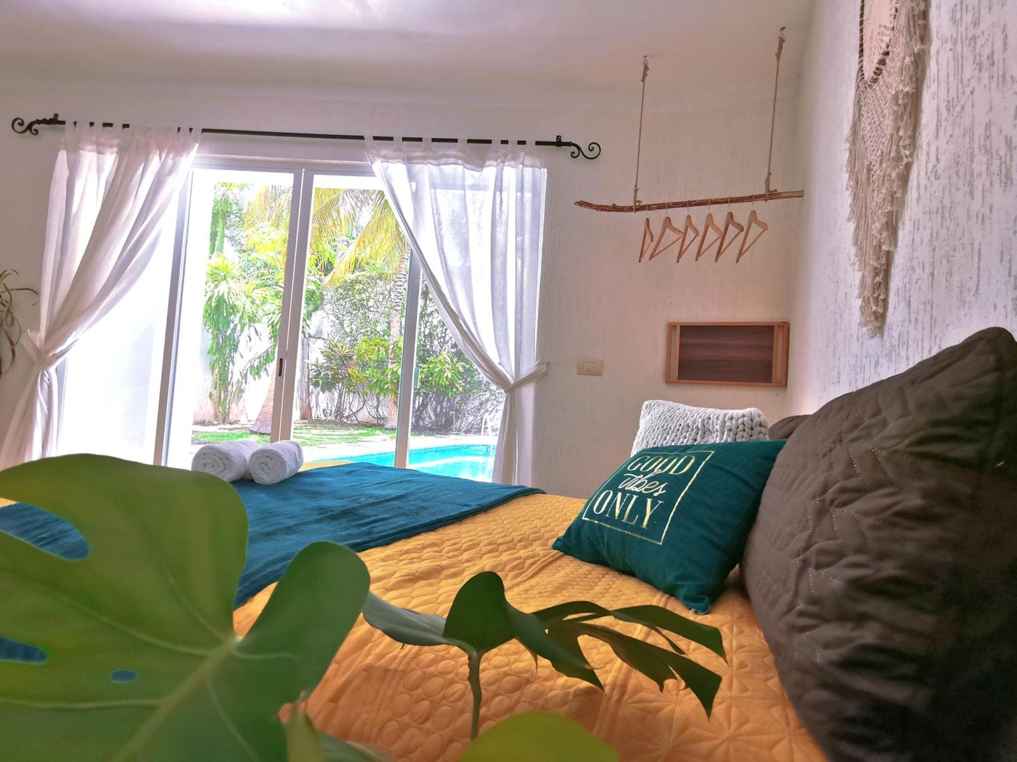 Beautiful & Cozy Near Beach Apartment Pool & Kingsize Bed Cancún Quarto foto