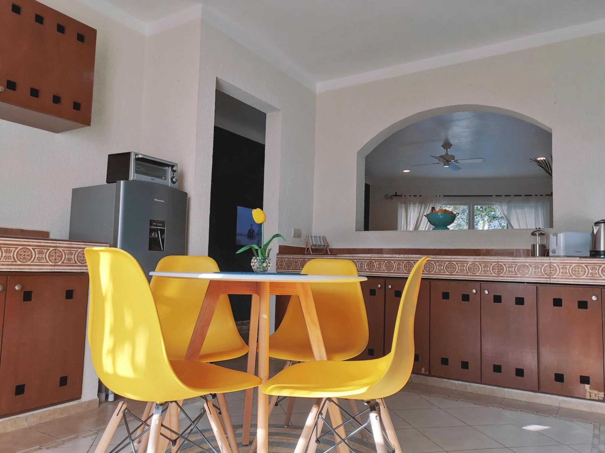 Beautiful & Cozy Near Beach Apartment Pool & Kingsize Bed Cancún Quarto foto